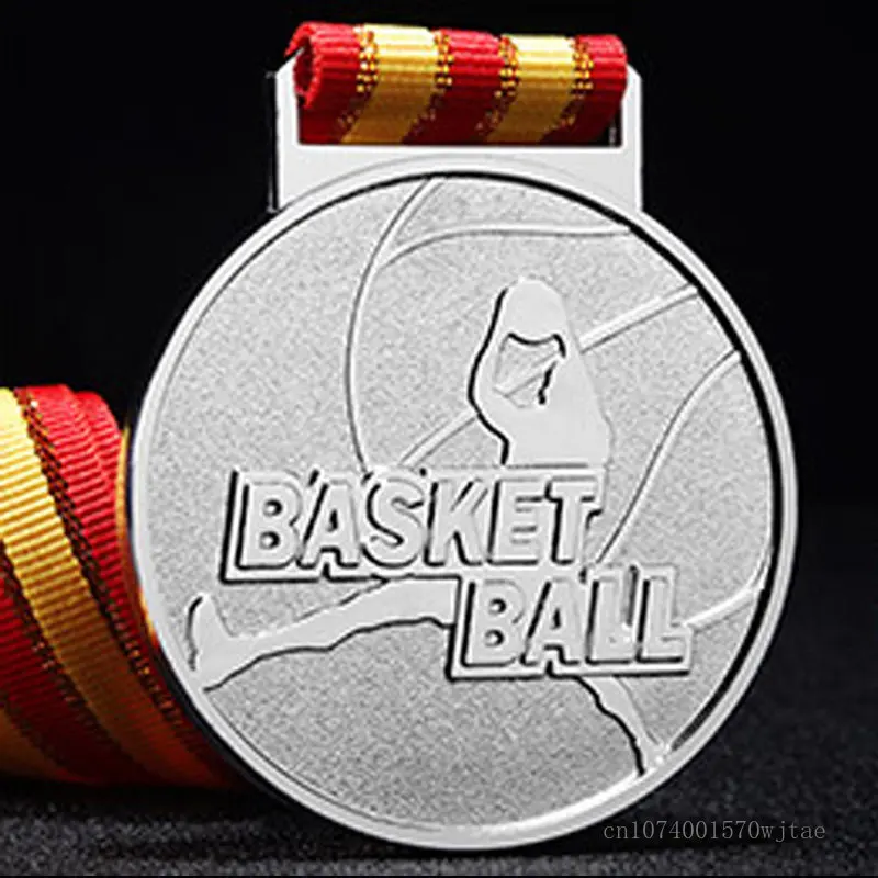 お部屋の装飾に使える、音楽記号をモチーフにした金属製メダル。 - Badminton Europe のレビューと価格
